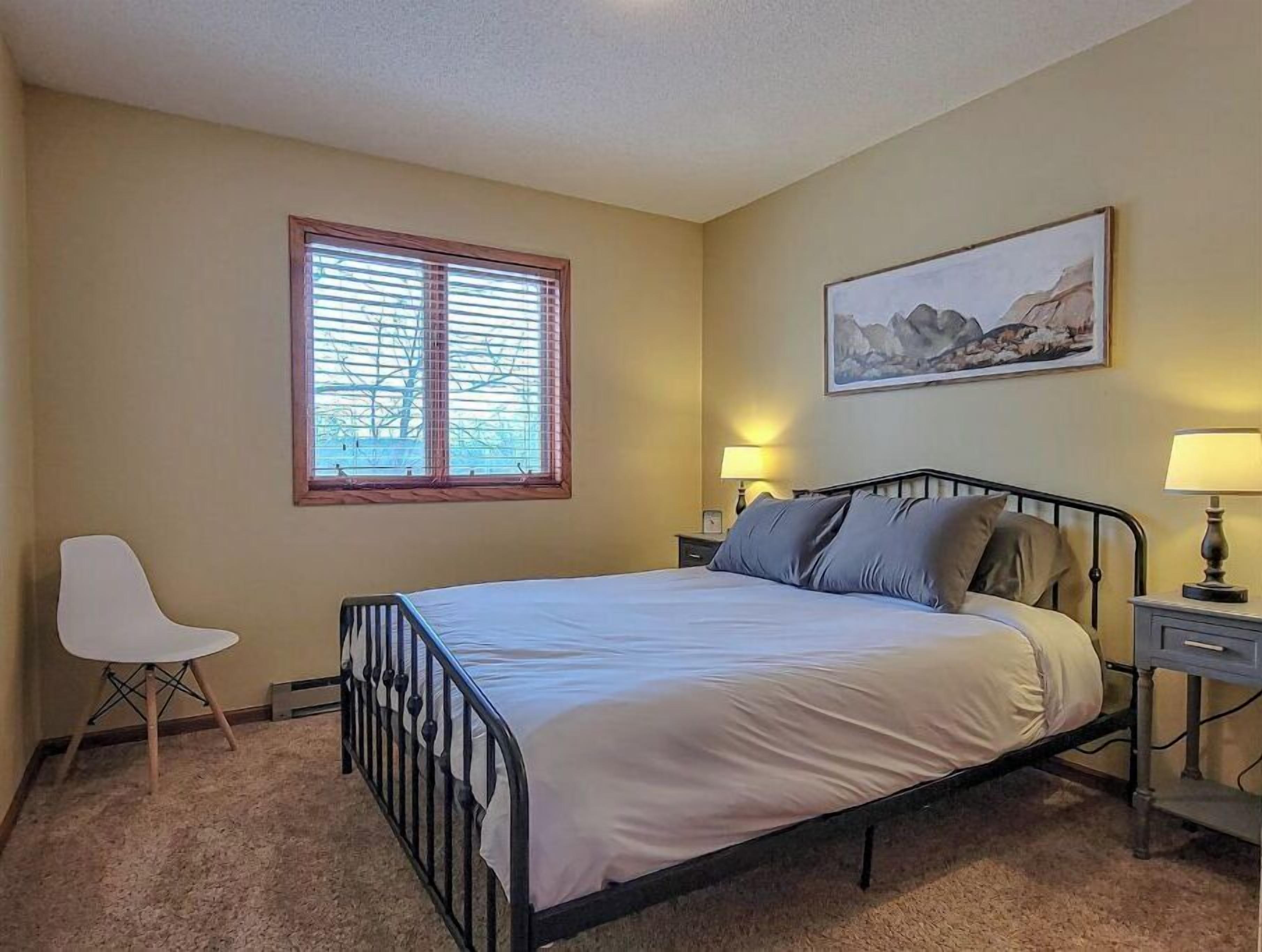 2 soverom, strykejern/-brett, wi-fi (inkludert) og sengetøy