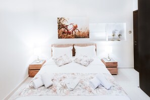 2 makuuhuonetta, silitysrauta/-lauta, internet, vuodevaatteet