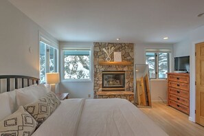 2 chambres, bureau, fer et planche à repasser, Wi-Fi gratuit