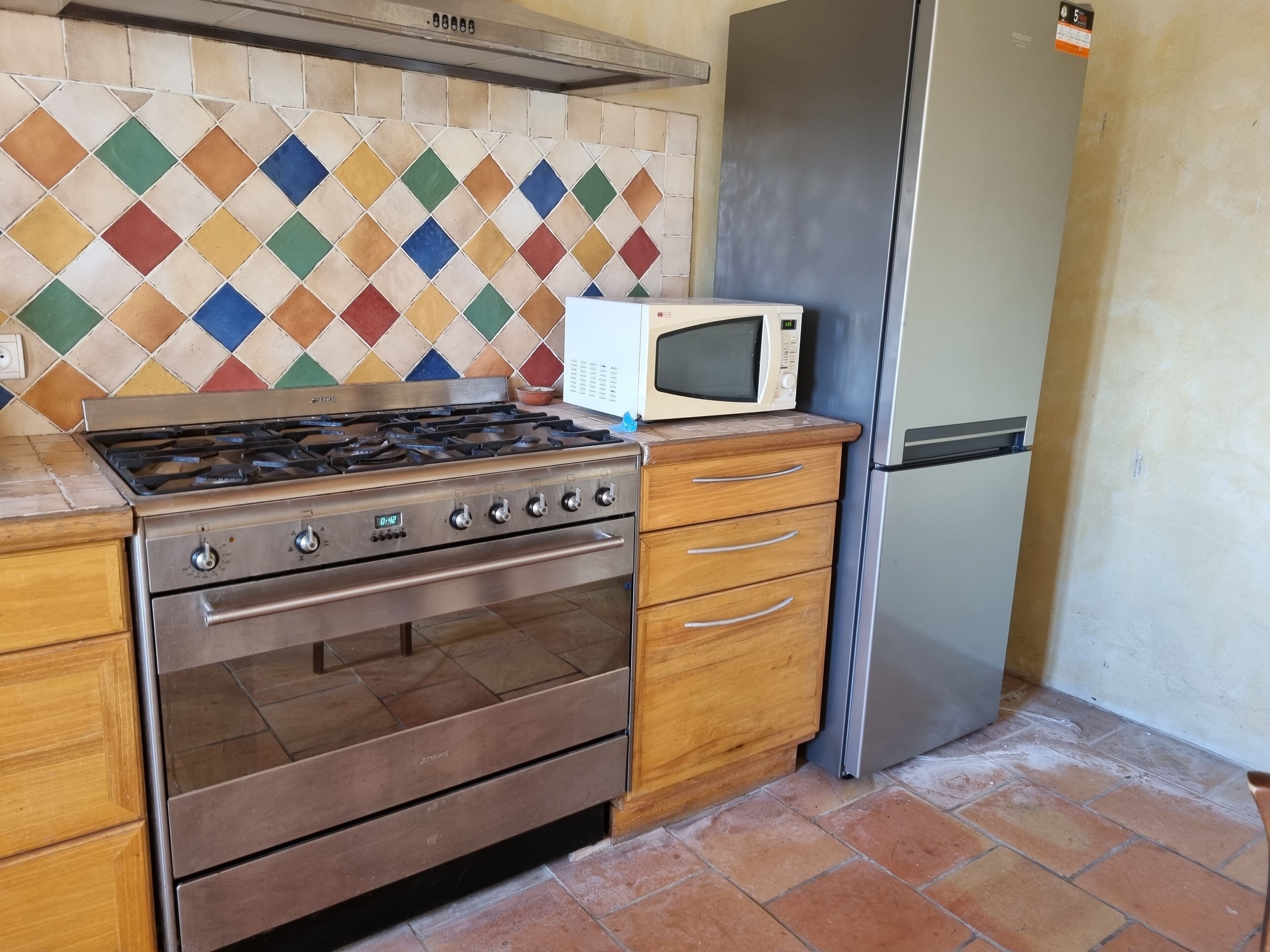 Estate, pretty farmhouse 180m2 4 bedrooms with shower room, swimming pool, woods and private lake, fishing