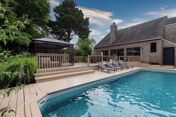 Piscine extérieure, piscine chauffée