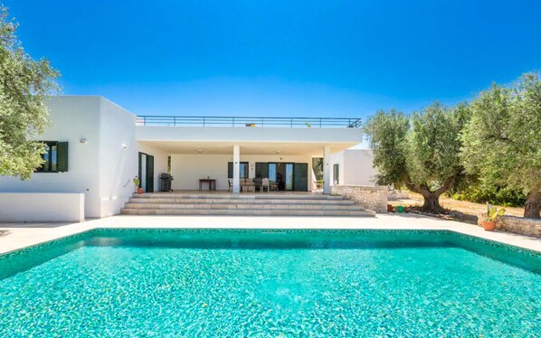 Alberca al aire libre 