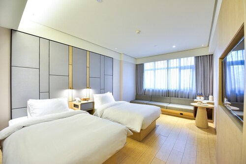 Ji Hotel
