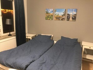 Basic Room, 2 Bedrooms, Non Smoking, Garden View | 2 bedrooms, premium bedding, pillow-top beds, free WiFi - Hammarö Vandrarhem - Hostel (Hammaro)