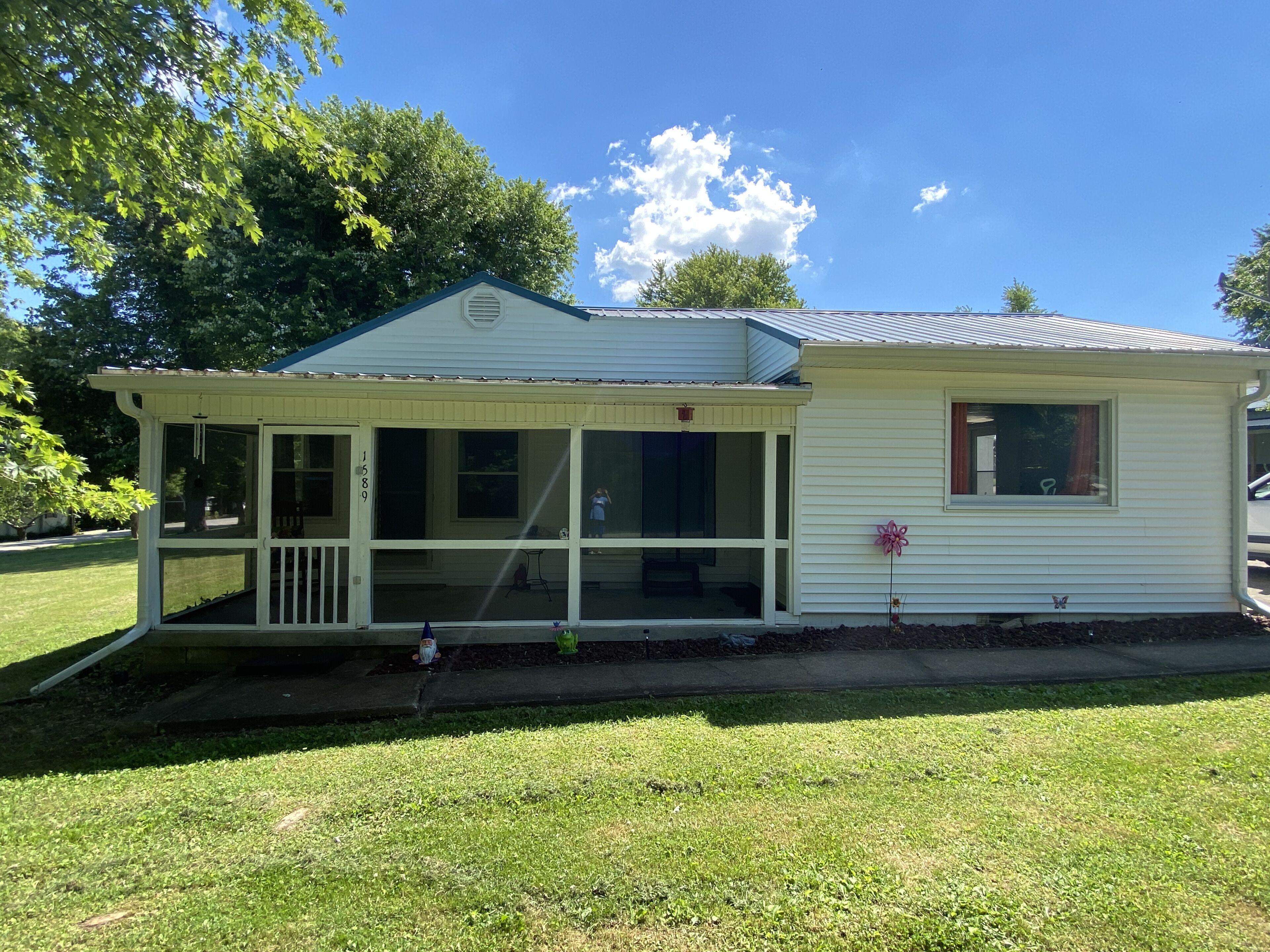 2 Minutes to Rough River Lake, Boat Ramp, Nick's Boat Dock, Campground, & Beach!