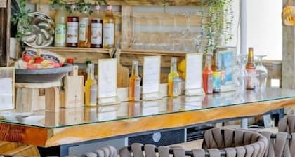 Victoria Boutique Hotel