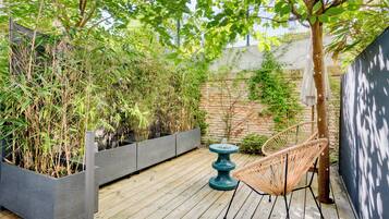 Comfort Room | Terrace/patio