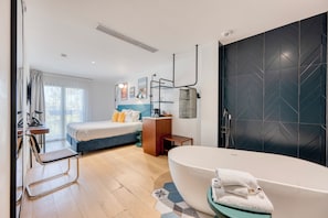 Chambre Victoria - Baignoire | 高級寢具、免費迷你吧物品、客房內保險箱、書桌