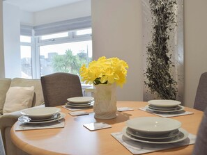 Ruokailu