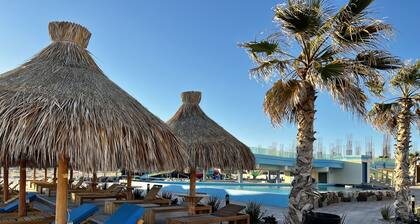 Oceanfront 3 bedroom Luxury Condo!