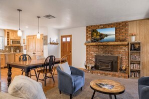 Uklassifisert bilde, 3 av 46, knapp