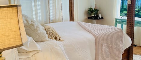 3 slaapkamers, een bureau, een strijkplank/strijkijzer, gratis wifi