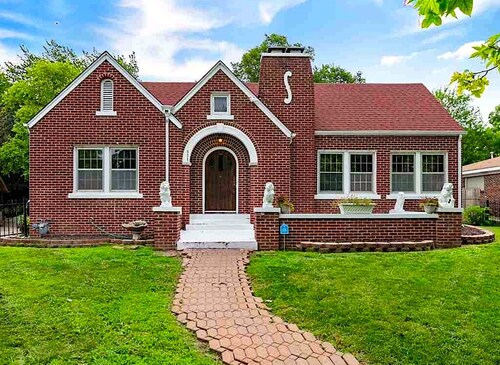 Luxury Spacious Historic Home - College Hill - 2mi. to Downtown