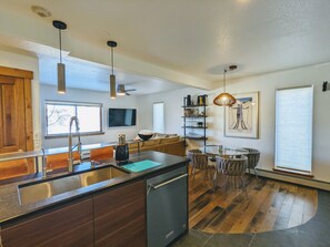 Interior - Designer Abode...in the heart of downtown Steamboat (Steamboat Springs)