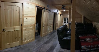 New listing! Newly renovated barndominium! Peaceful, quiet stay!