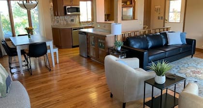 Newly furnished 4 Bed, 2 bath, home in quiet neighborhood
