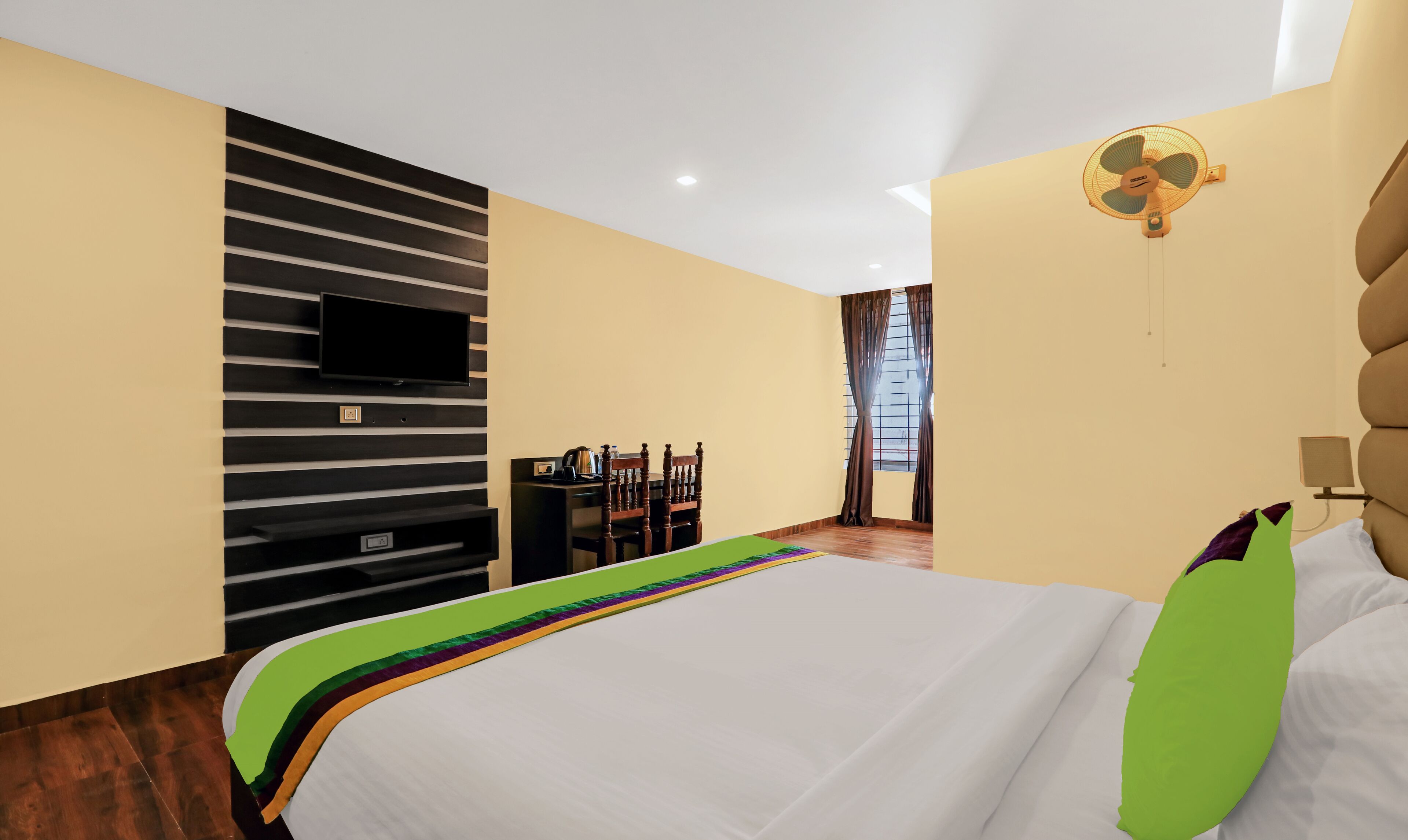 Standard Room | Desk, iron/ironing board