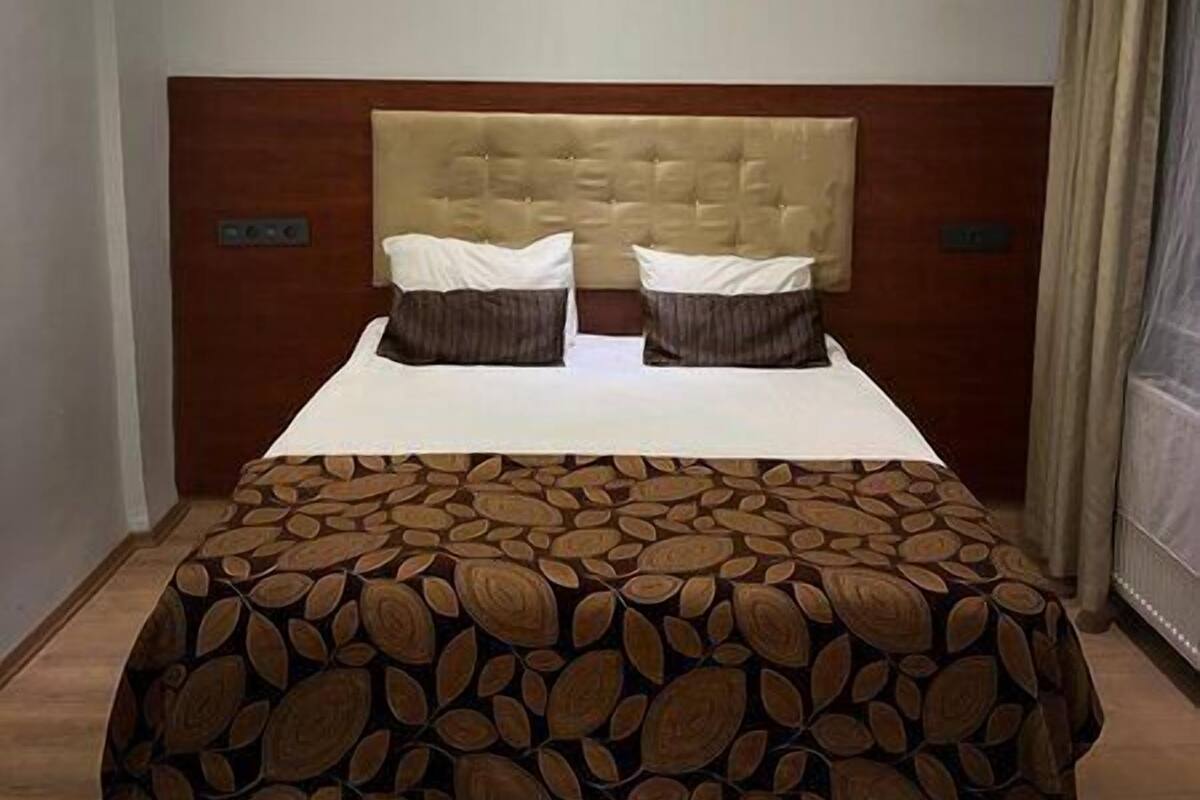 Standard Room | Soundproofing, WiFi (free), bed sheets