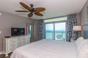 2 bedrooms, free WiFi, bed sheets - Grand Atlantic DELUXE 2 Bedroom 2 Bathroom Condo with OCEANFRONT MASTER (Myrtle Beach)