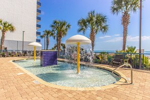 Innenpool, Außenpool