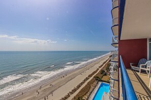 Property grounds - Grand Atlantic DELUXE 2 Bedroom 2 Bathroom Condo with OCEANFRONT MASTER (Myrtle Beach)