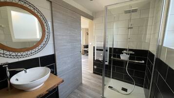 Een douche, een haardroger