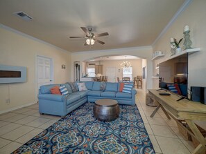 TV connectée, cheminée