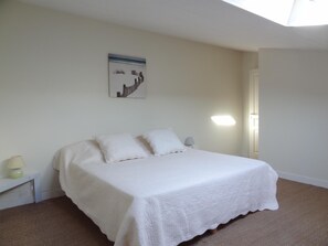 3 Schlafzimmer, Bügeleisen/Bügelbrett, Reisekinderbett, Internetzugang