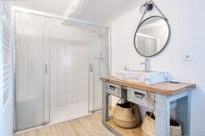 Shower, hair dryer
