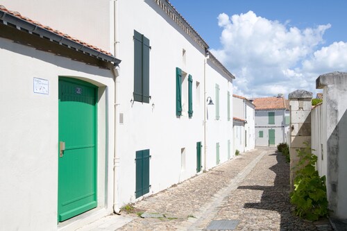 Apartment PALOMBE with swimmingpool access