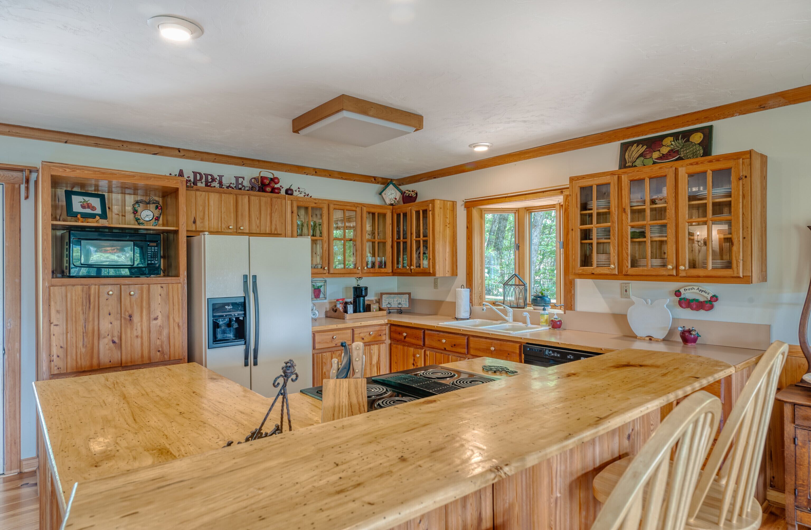 Mountain Getaway~Hot Tub~Fire Pit~Lake Glenville ~Fully Equipped Kitchen