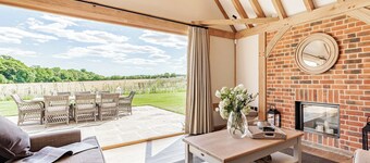 3 bedroom accommodation in Alresford