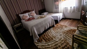 واي فاي مجانًا وملاءات أسرّة