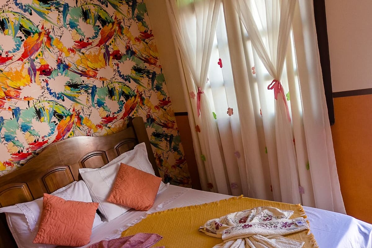 Habitación estándar con 1 cama matrimonial o 2 individuales | Wifi gratis y ropa de cama 