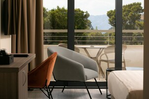 Superior Double Room with Balcony | Minibar, in-room safe, desk, laptop workspace