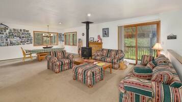 Älytelevisio, tietokoneen näyttö, tulostin