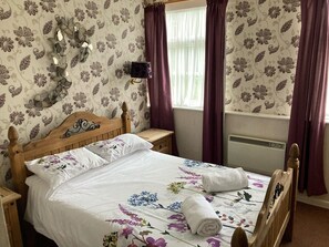 Cunas gratuitas y ropa de cama 