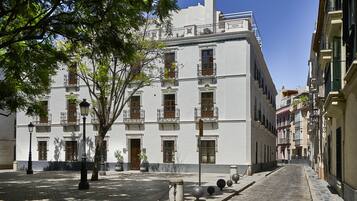 Fachada da propriedade