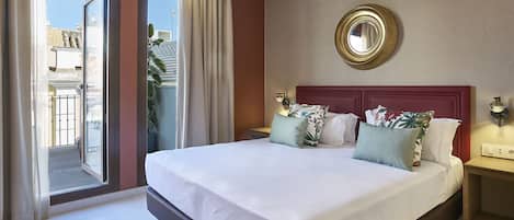 1 bedroom, premium bedding, down duvets, in-room safe