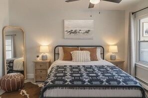 2 bedrooms, WiFi, bed sheets, wheelchair access
