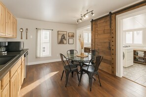 تناول الطعام