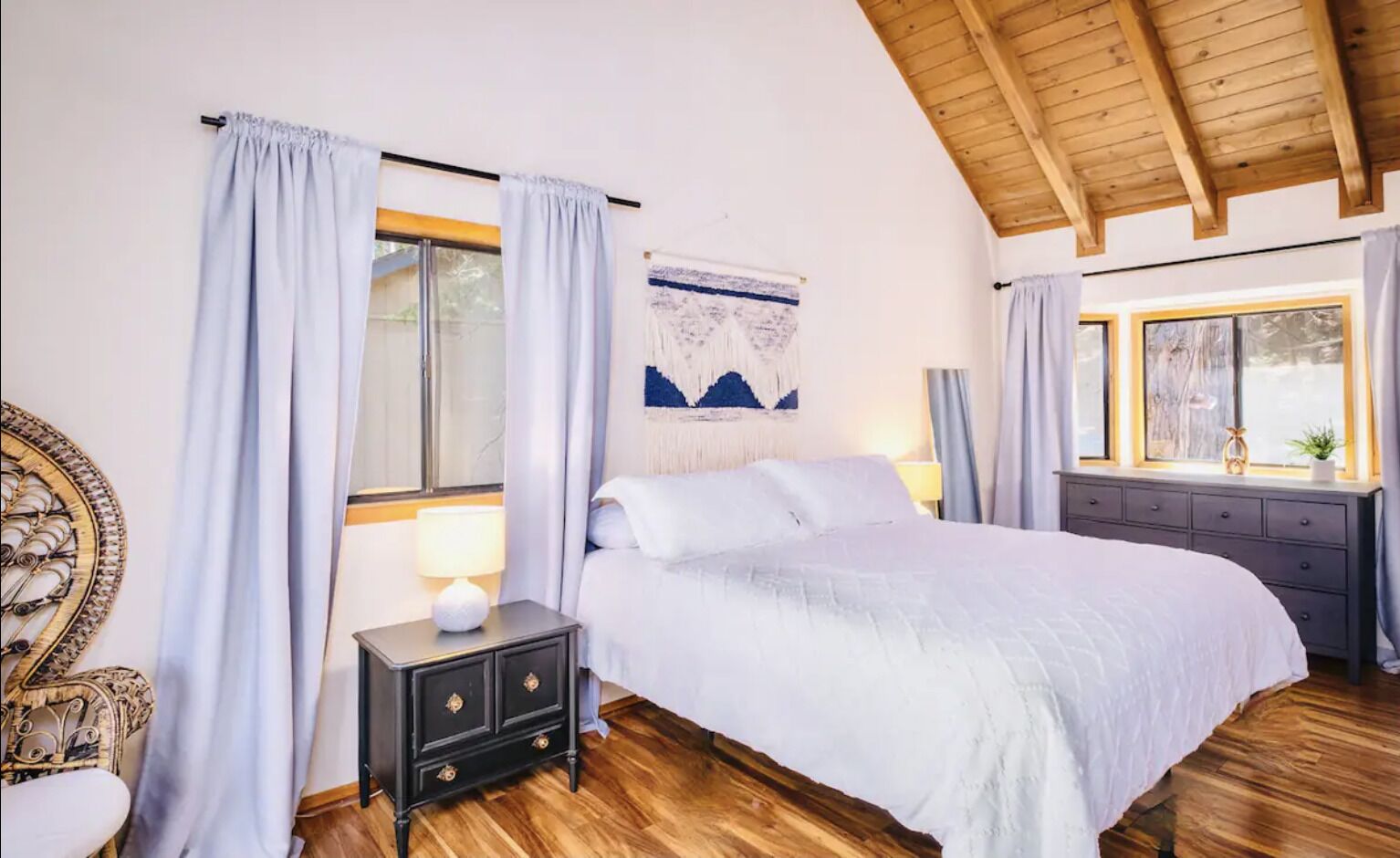 Escape to a Lake Arrowhead Haven!