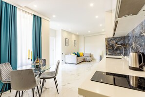 Business appartement | 1 slaapkamer, luxe beddengoed, individueel gedecoreerd