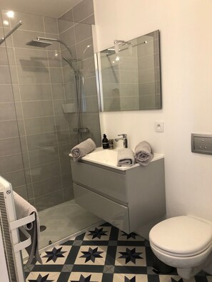 Dusche, Haartrockner