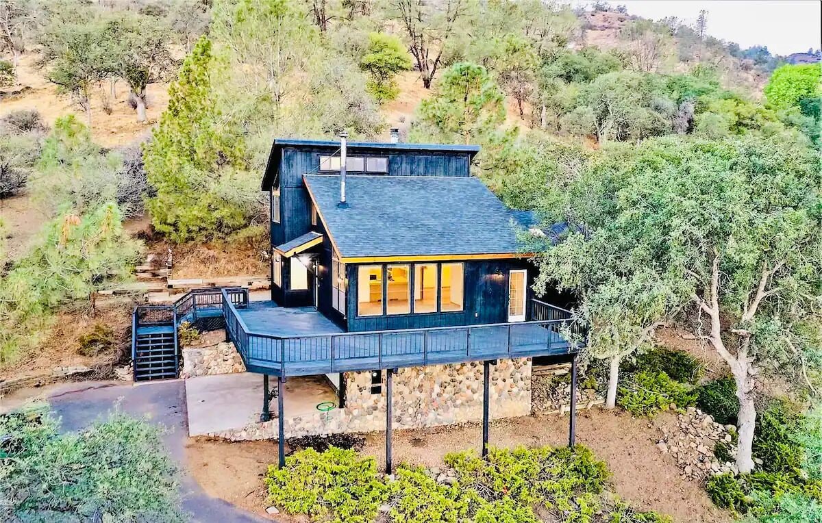 ***New! Private Home with Million Dollar Views!