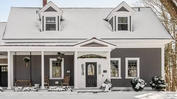 Condo (Rye Retreat) | Exterior