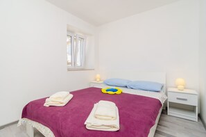 1 sovrum, strykjärn/strykbräda, wi-fi och sängkläder