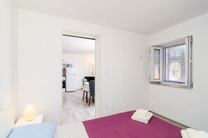 1 bedroom, iron/ironing board, WiFi, bed sheets