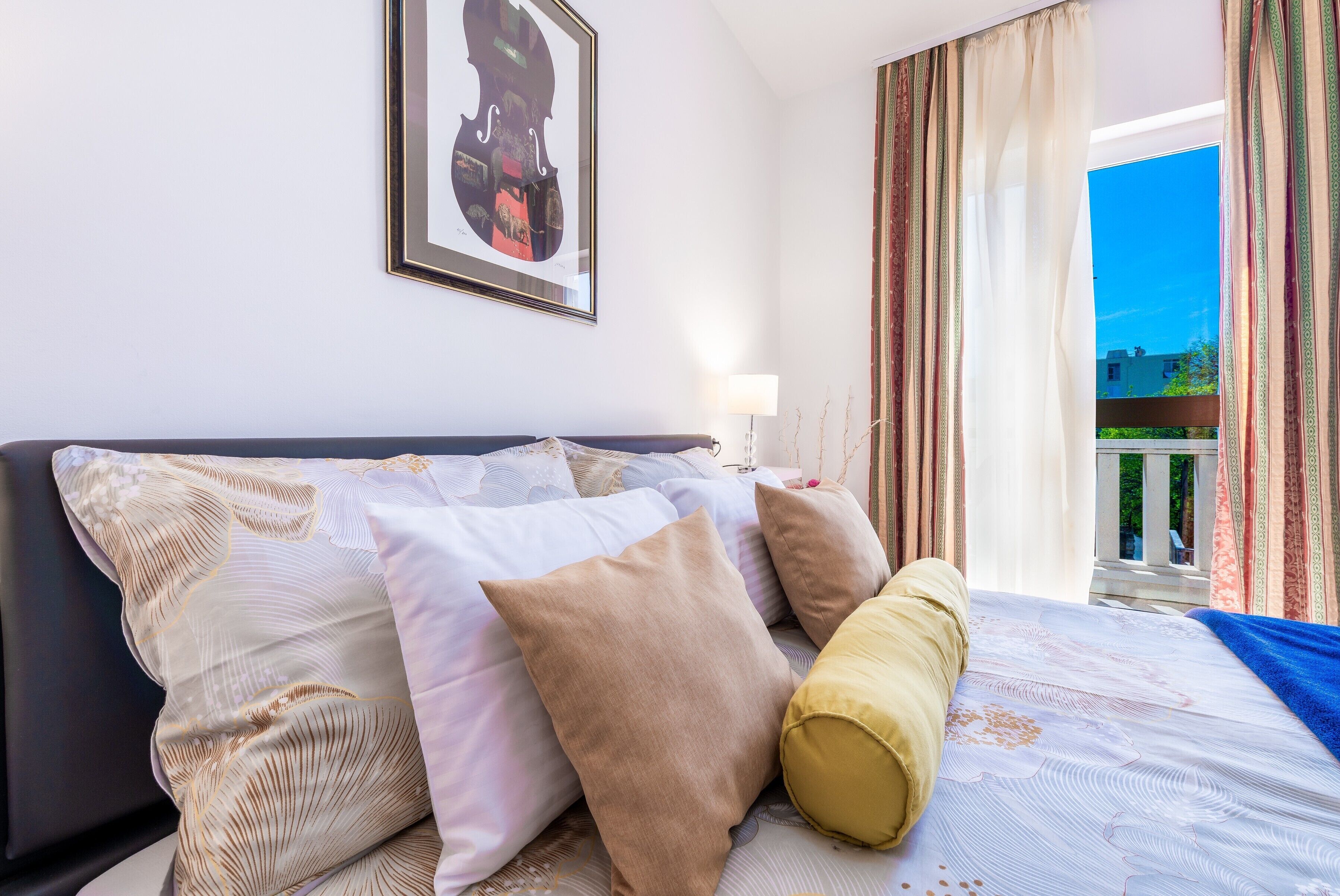 1 bedroom, iron/ironing board, Internet, bed sheets