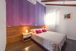 2 Schlafzimmer, Bügeleisen/Bügelbrett, Internetzugang, Bettwäsche